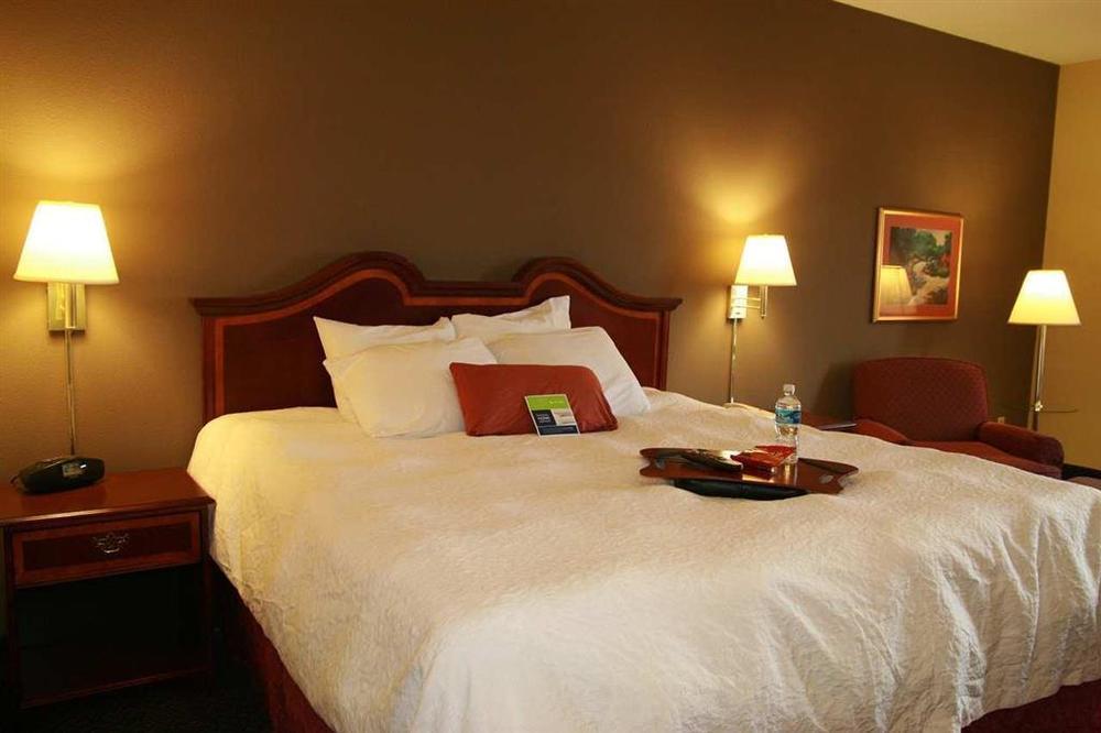 Hampton Inn Danville Cameră foto