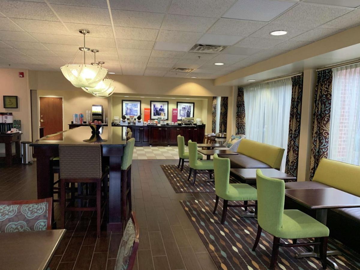 Hampton Inn Danville Exterior foto